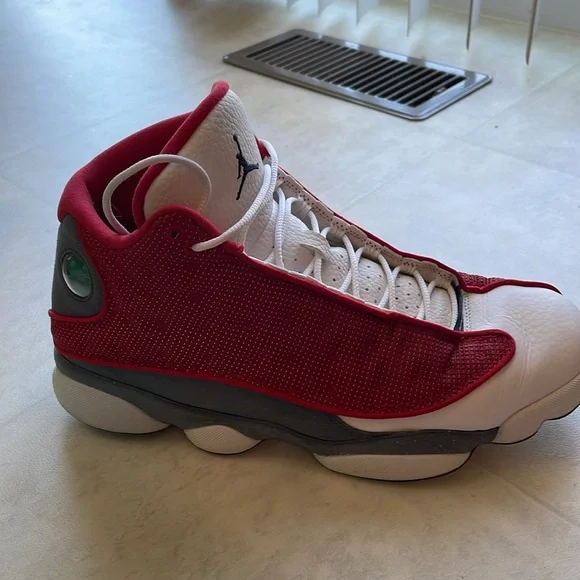 Nike Air Jordan 13 Retro - Picture 4 of 16